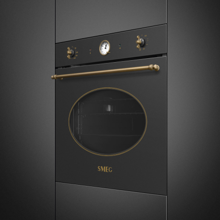 Встраиваемый электрическии духовой шкаф Smeg SFP805AO