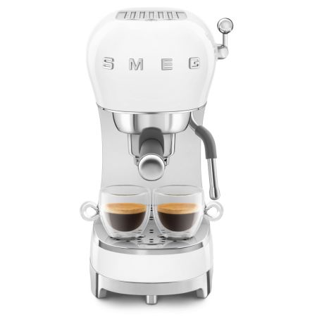  Кофеварка Smeg ECF02WHEU