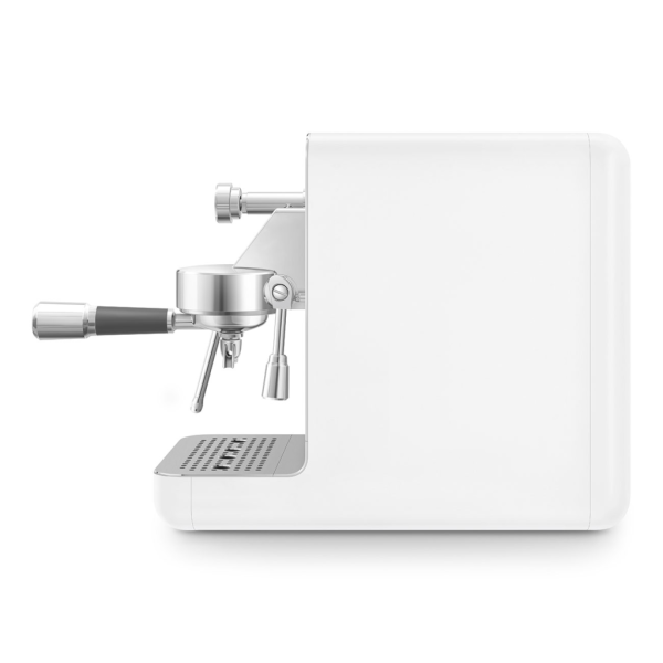  Кофеварка Smeg EMC02WHMEU