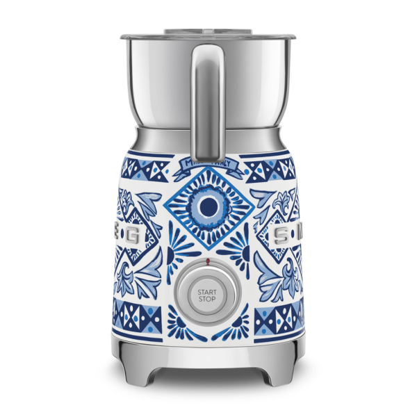  Вспениватель Smeg MFF01DGBEU