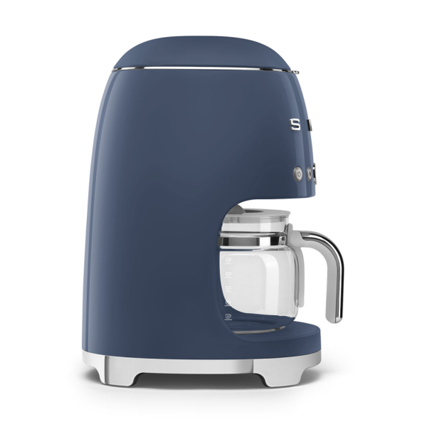  Кофеварка Smeg DCF02NBEU