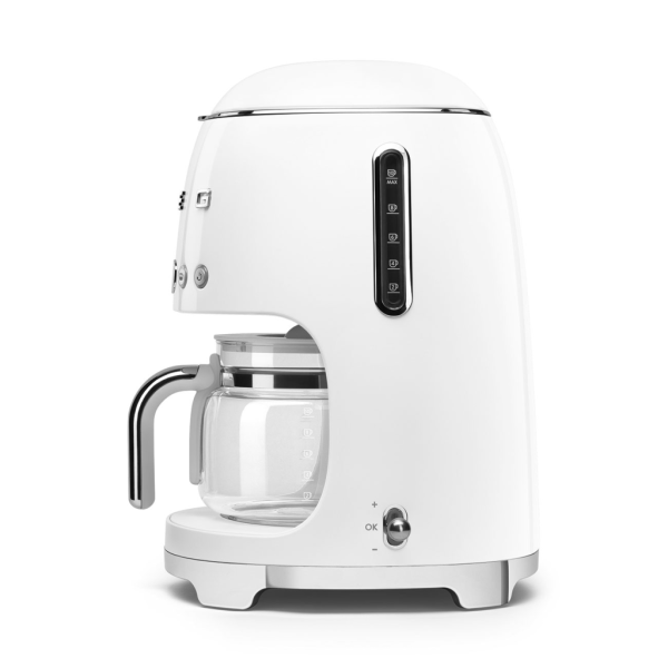  Кофеварка Smeg DCF02WHEU
