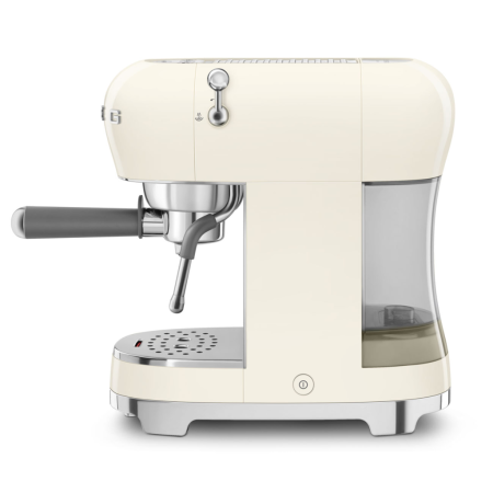 Кофеварка Smeg ECF02CREU