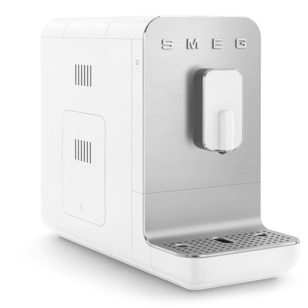  Кофеварка Smeg BCC11WHMEU