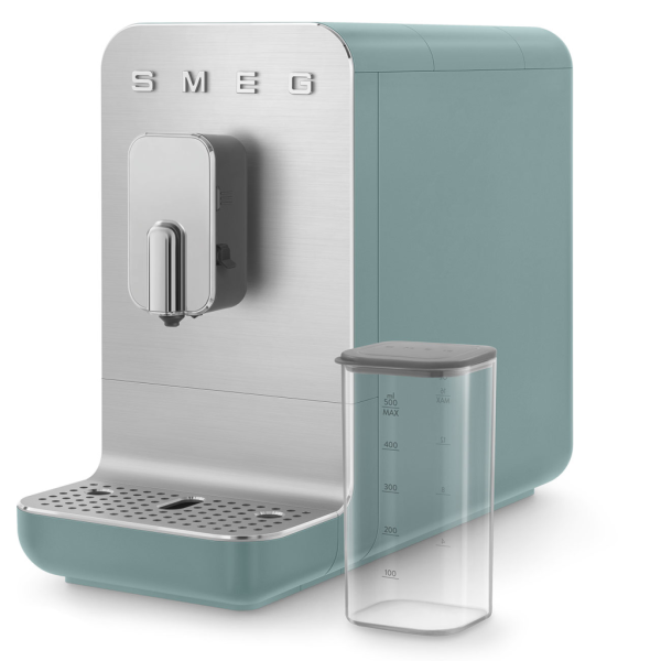 Кофеварка Smeg BCC13EGMEU