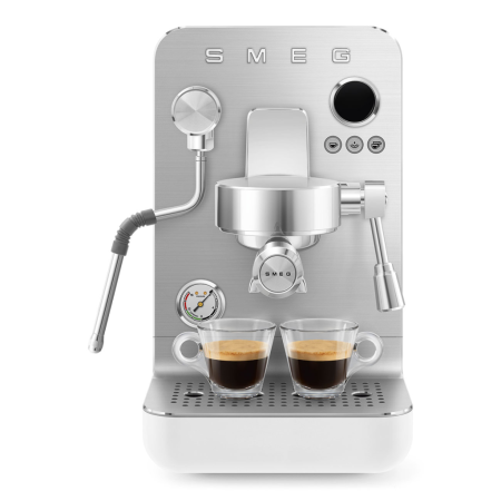  Кофеварка Smeg EMC02WHMEU